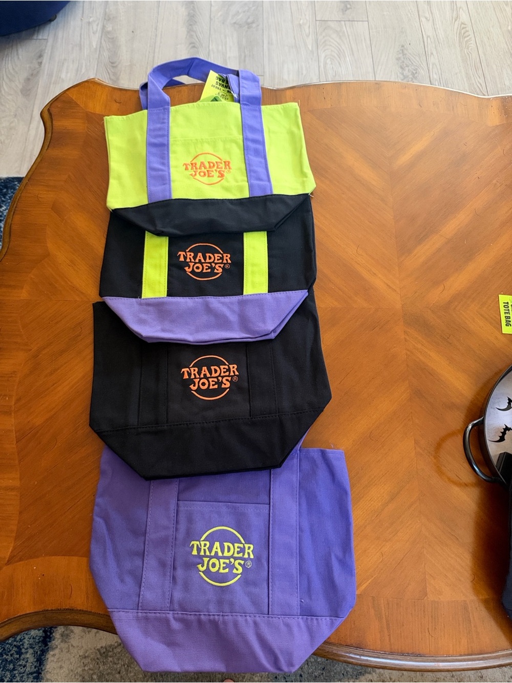 Trader Joe’s Trick or Treat Mini Canvas Tote Bag Set (4)